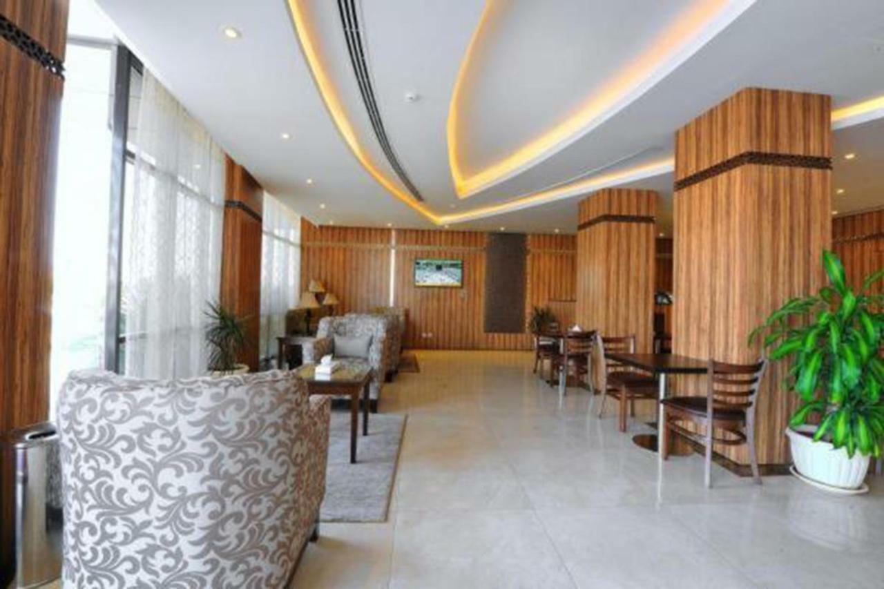 Auris Al Fanar Suites リヤード エクステリア 写真